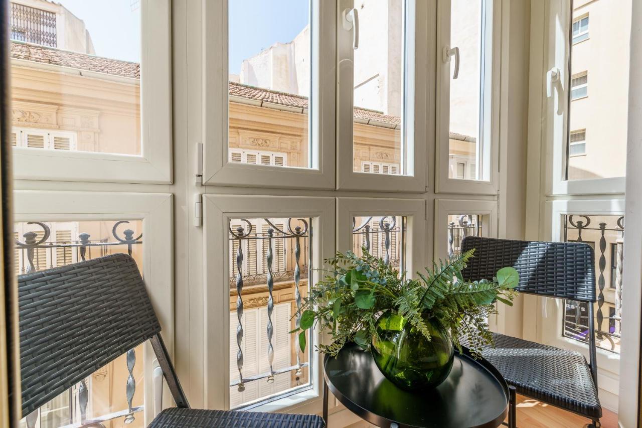 Bright Two-Bedroom Apartment In The Historic Center Malaga Zewnętrze zdjęcie