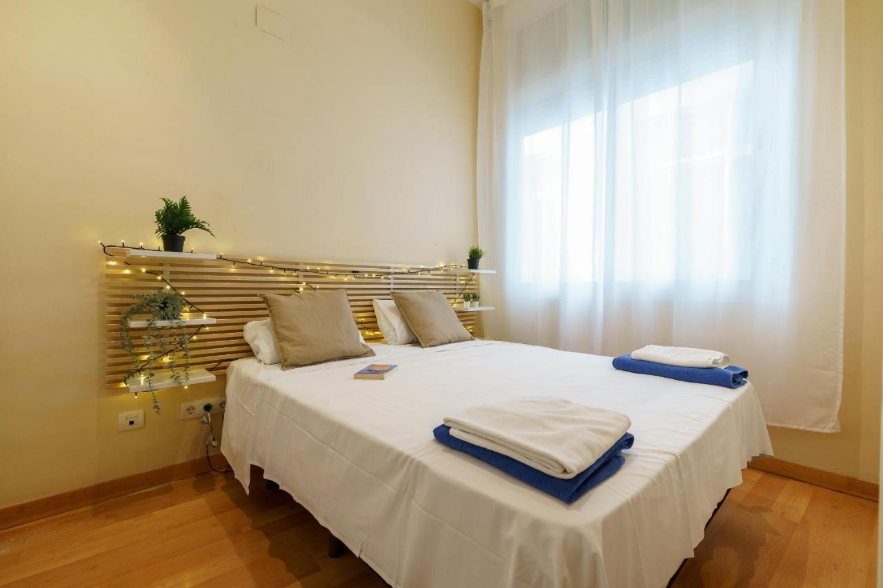Bright Two-Bedroom Apartment In The Historic Center Malaga Zewnętrze zdjęcie