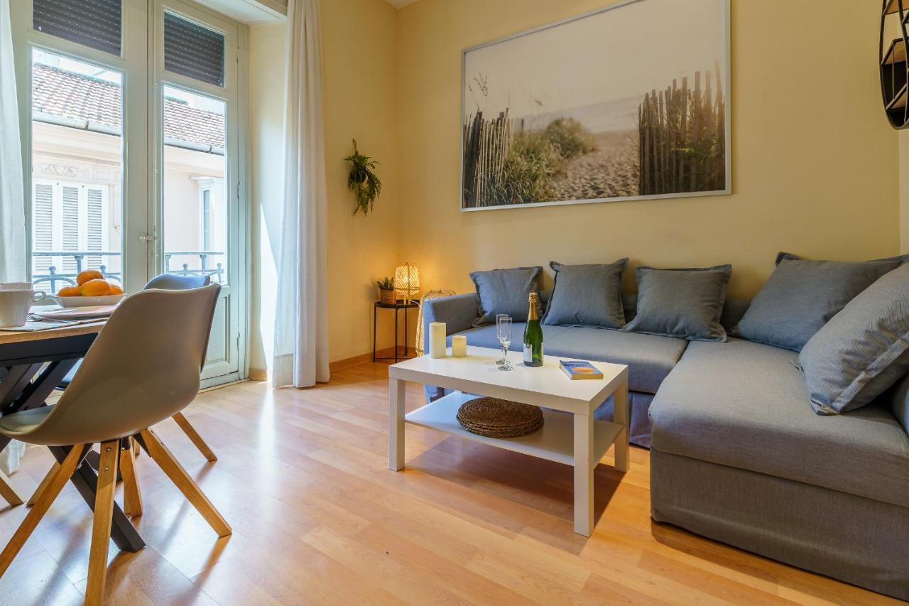 Bright Two-Bedroom Apartment In The Historic Center Malaga Zewnętrze zdjęcie