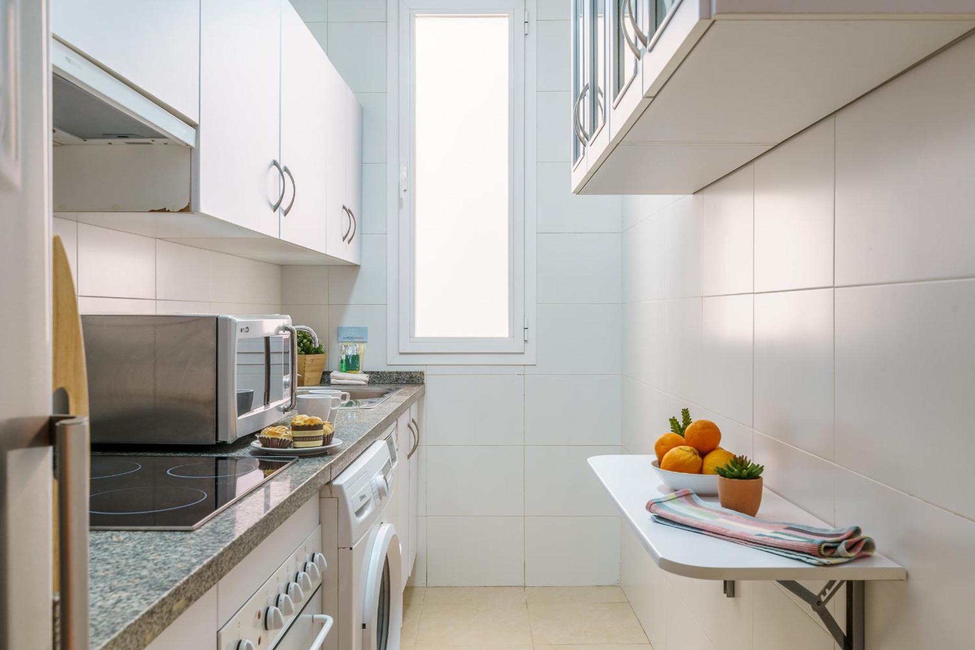 Bright Two-Bedroom Apartment In The Historic Center Malaga Zewnętrze zdjęcie